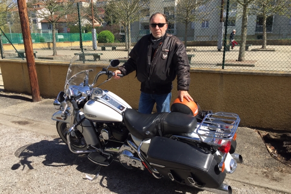 hubert-vallebruna-road-king14B22C8E-41AF-C97D-6EF1-063D00118303.jpg