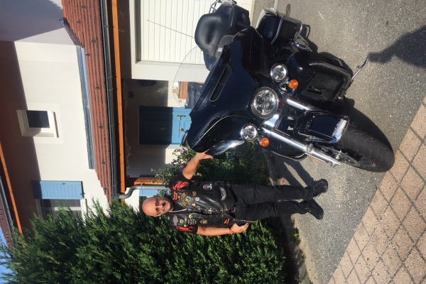 jacques-royer-street-glide4F0B9E16-7566-637F-6ACE-D3E34FB62118.jpg