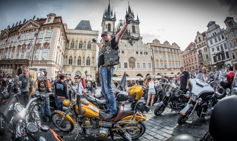 PRAGUE